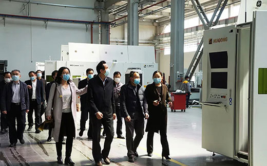 苏州市副市长蒋来清等向导调研威客电竞VKGAME机械人智能装备工业基地