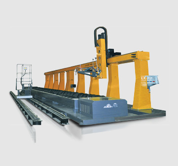 威客电竞VKGAMECNCG系列大管径摩擦盘数控相贯线切割机