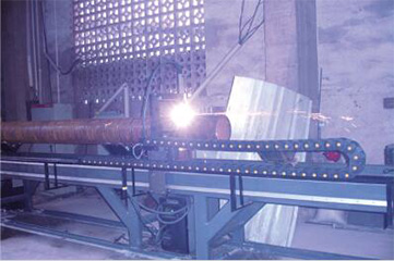 威客电竞VKGAMECNCG系列轻型数控相贯线切割机