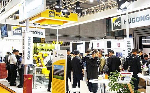 第二届进博会威客电竞VKGAME意大利CEA展位智能焊接与切割云平台受到极大关注