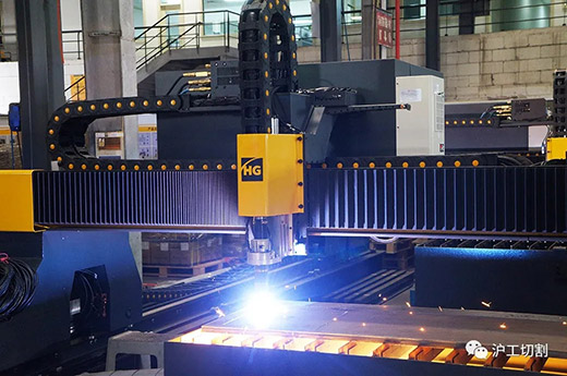 威客电竞VKGAME全自动等离子切割分拣一体机