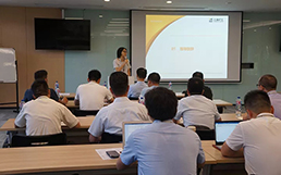 威客电竞VKGAME气焊海内销售部年中培训顺遂举行